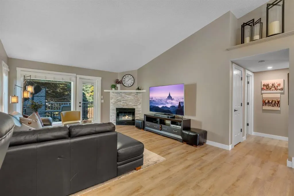 55 Douglas Woods Park SE
