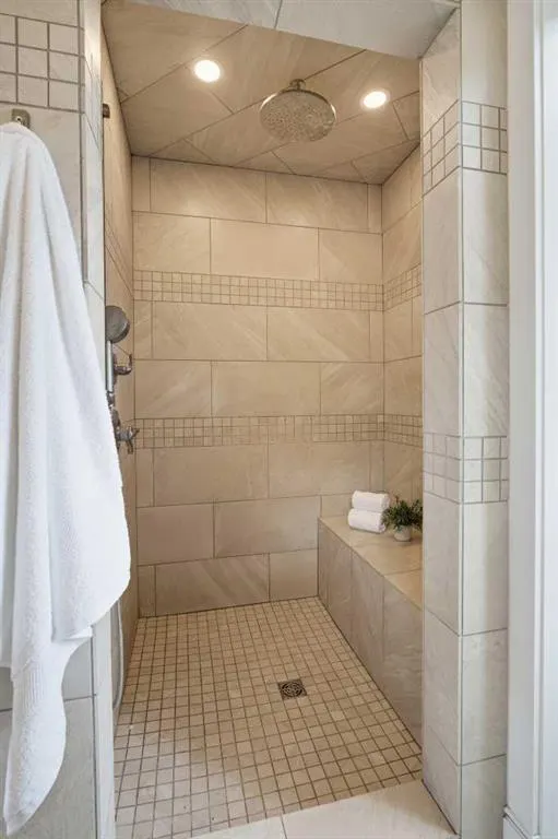 209033 Plummers Road W #10
