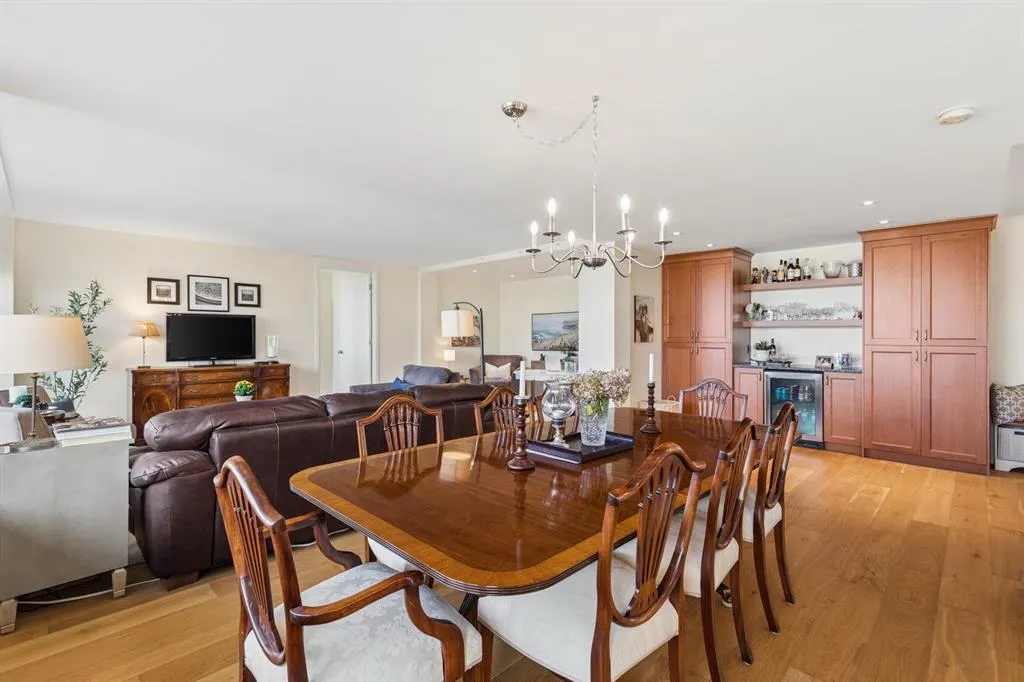3316 Rideau Place SW #603