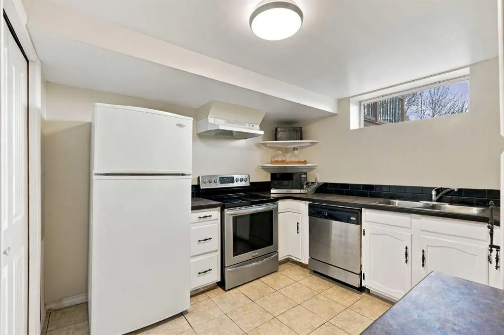 104 Cantree Place SW