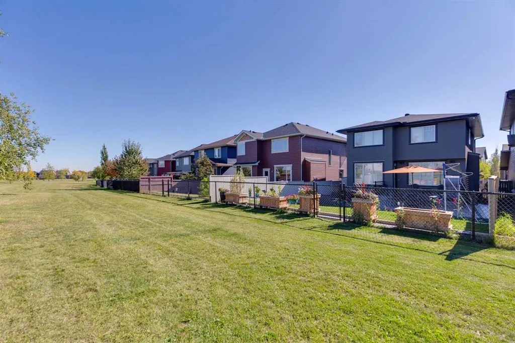 68 Evanspark Circle NW