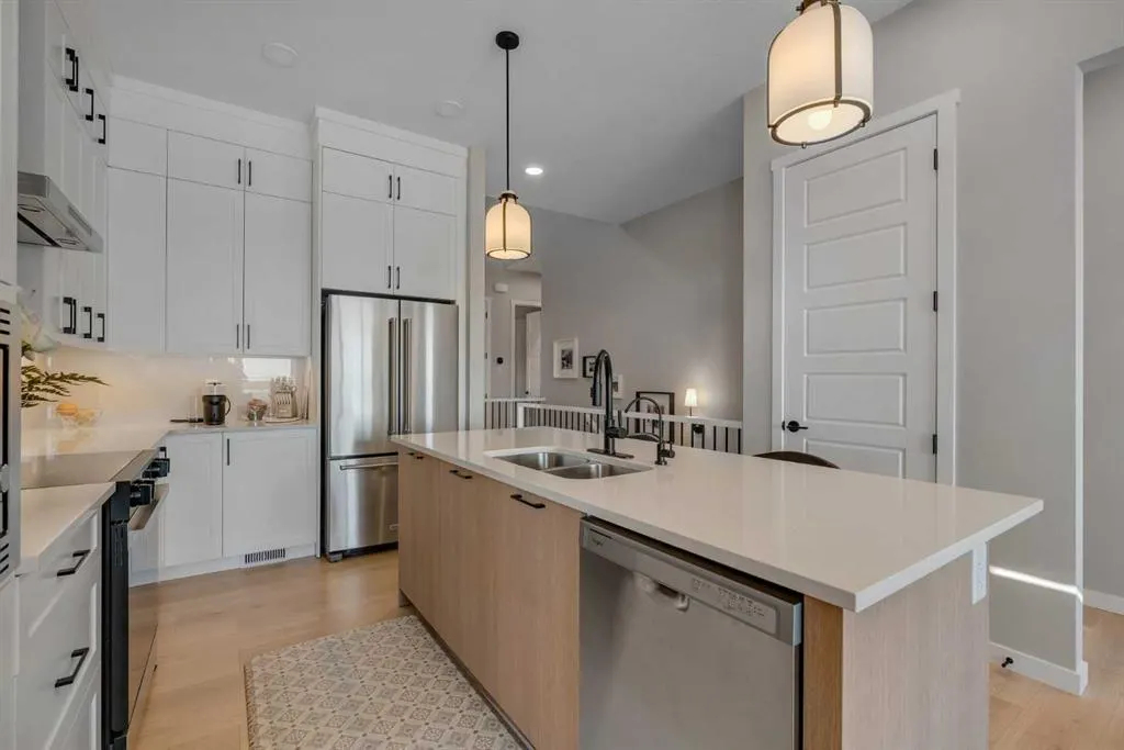 198 Savoy Landing SE