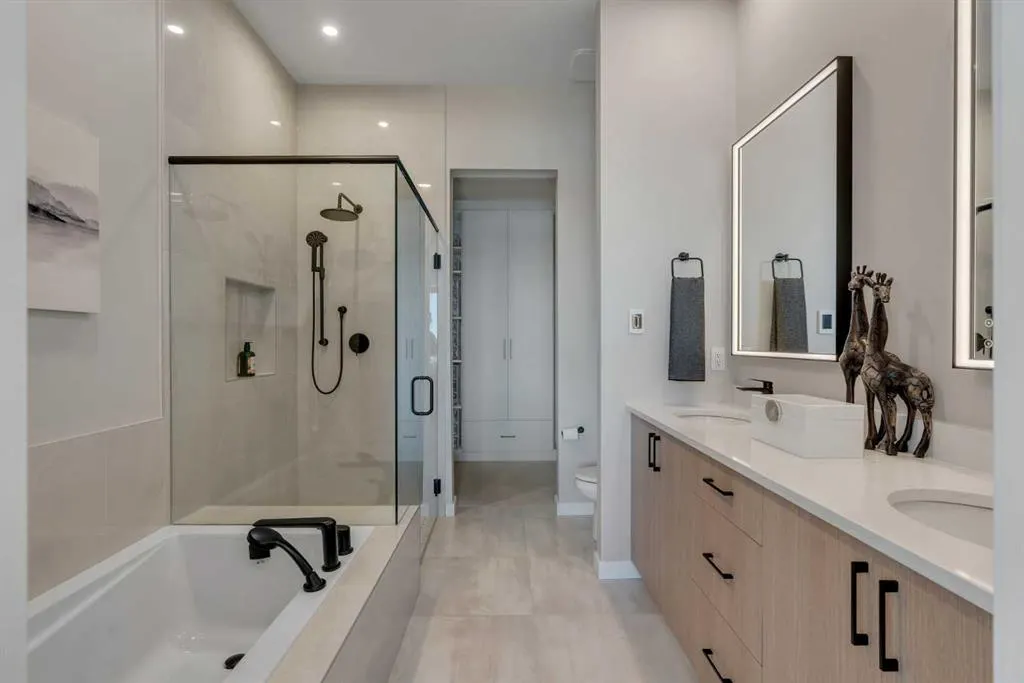 198 Savoy Landing SE