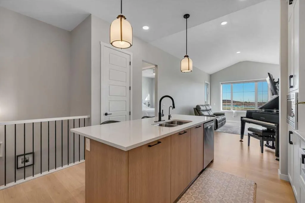 198 Savoy Landing SE
