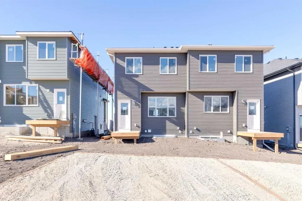 170 Aquila Grove NW