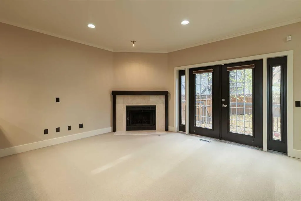 1425 Colborne Crescent SW