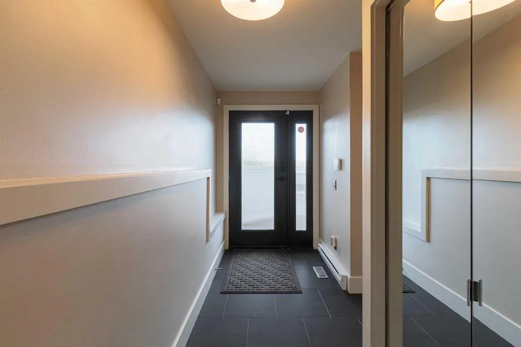 1425 Colborne Crescent SW