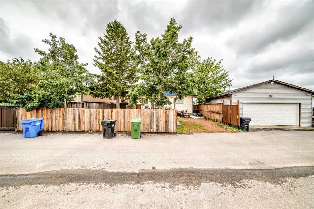 60 Falmere Court NE