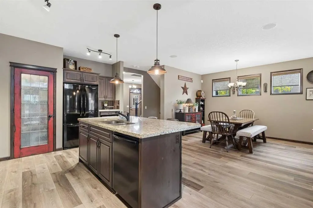 32 Cranarch Bay SE