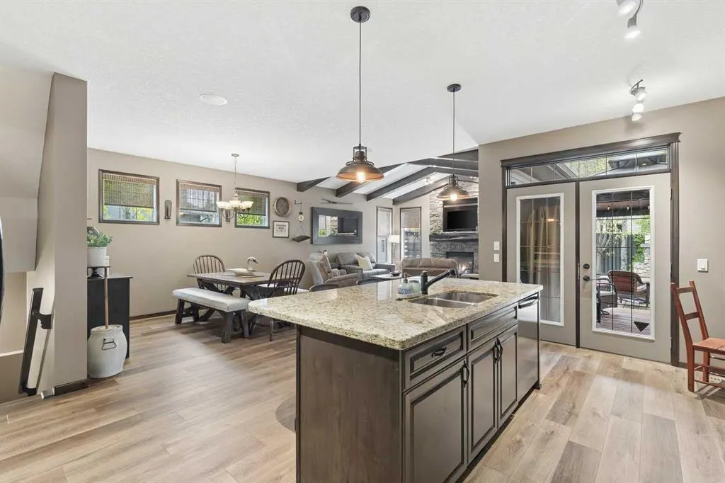 32 Cranarch Bay SE