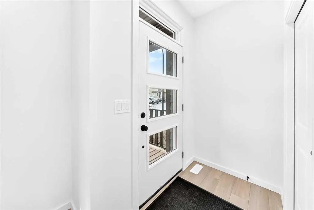 84 Creekside Rise SW