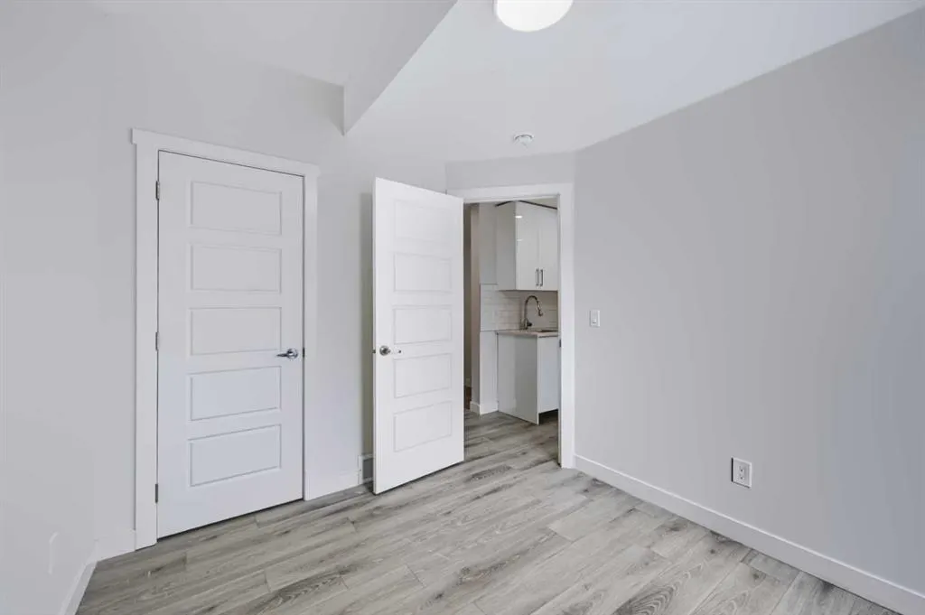 143 Amblefield Avenue NW