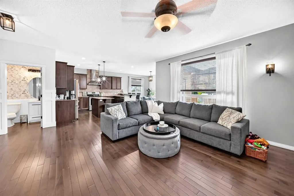69 Morningside Circle SW
