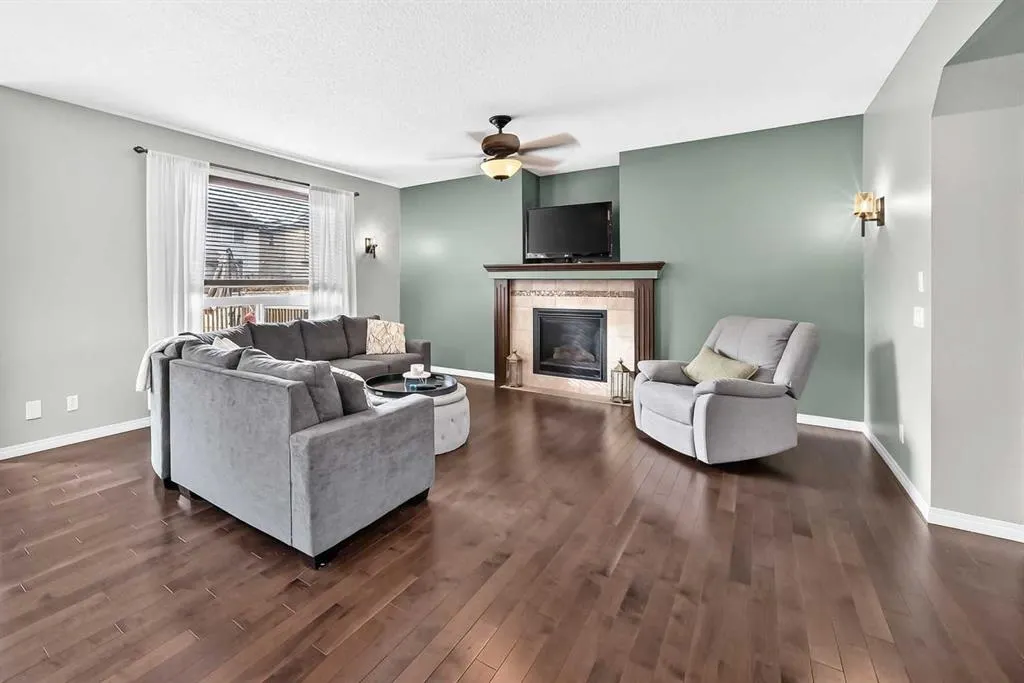 69 Morningside Circle SW