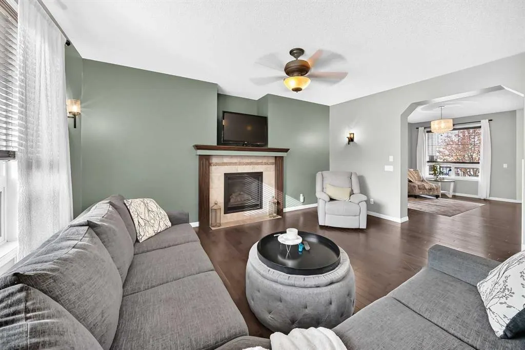 69 Morningside Circle SW