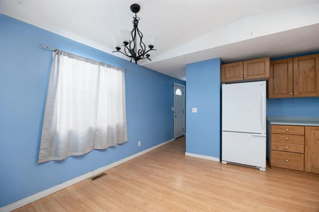 144 Grecian Place
