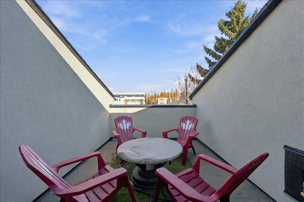 840 McPherson Road NE #2