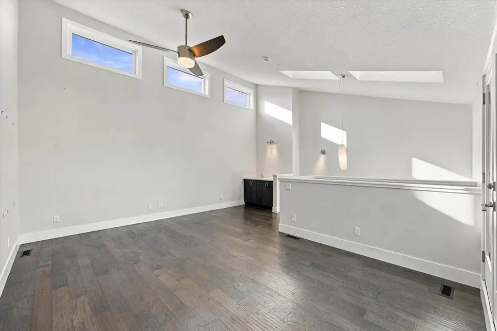 840 McPherson Road NE #2