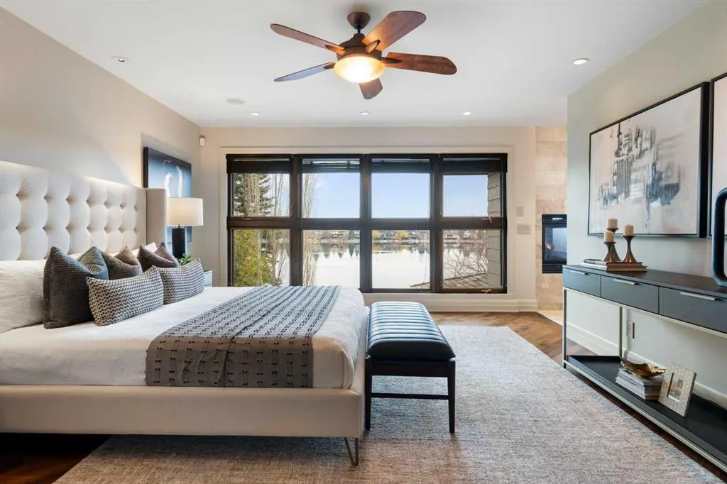 88 Sunset Close SE