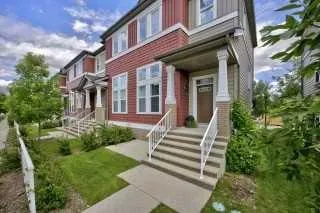 913 Evanston Square NW