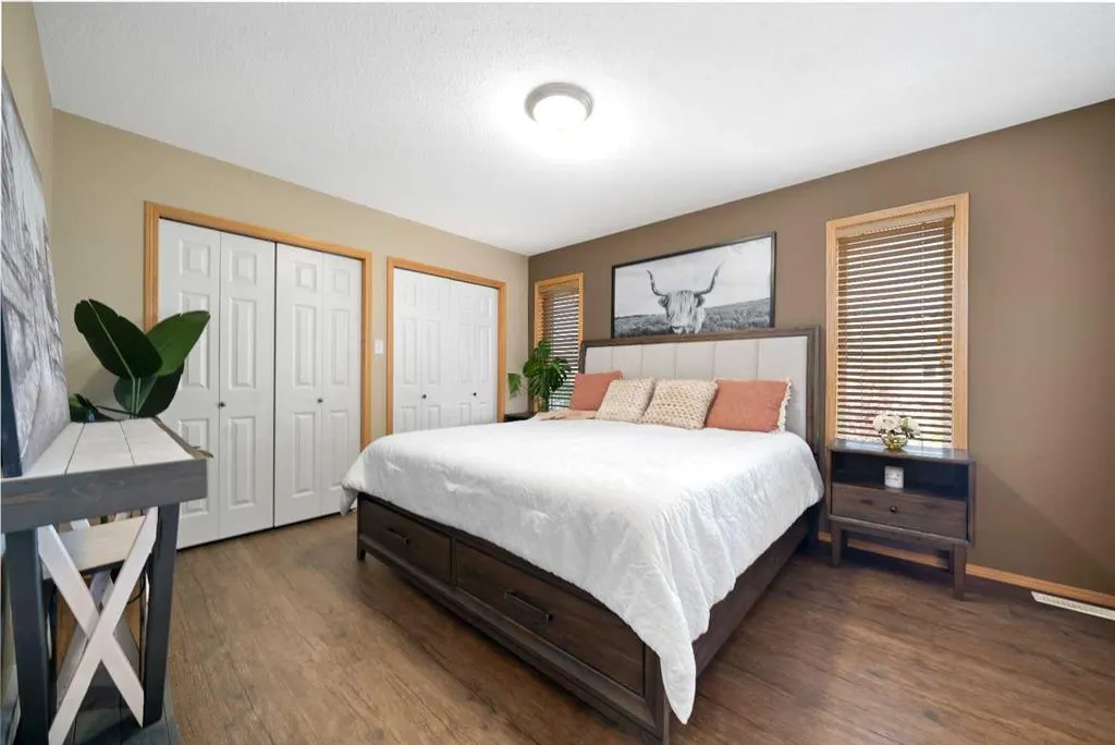 38 Sunrise Road SW