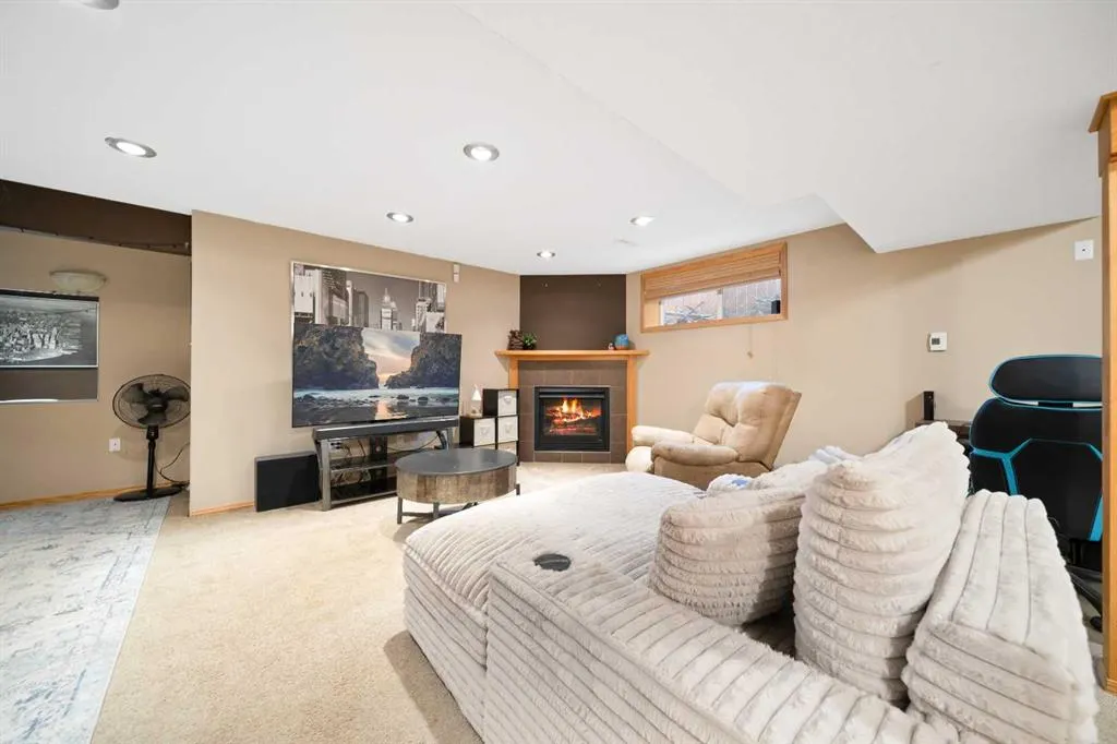 38 Sunrise Road SW