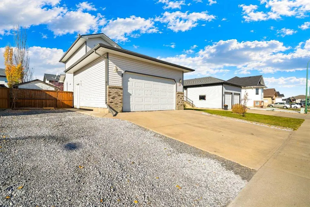 38 Sunrise Road SW