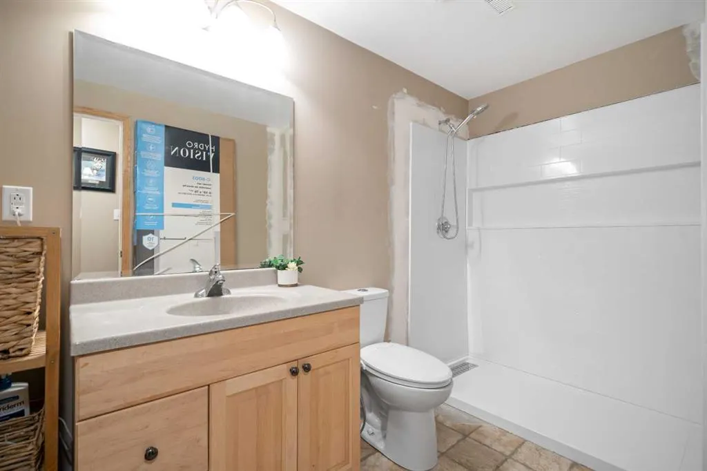 38 Sunrise Road SW