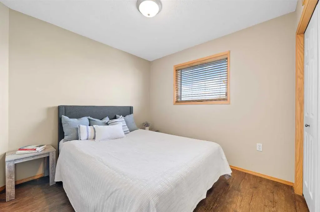 38 Sunrise Road SW