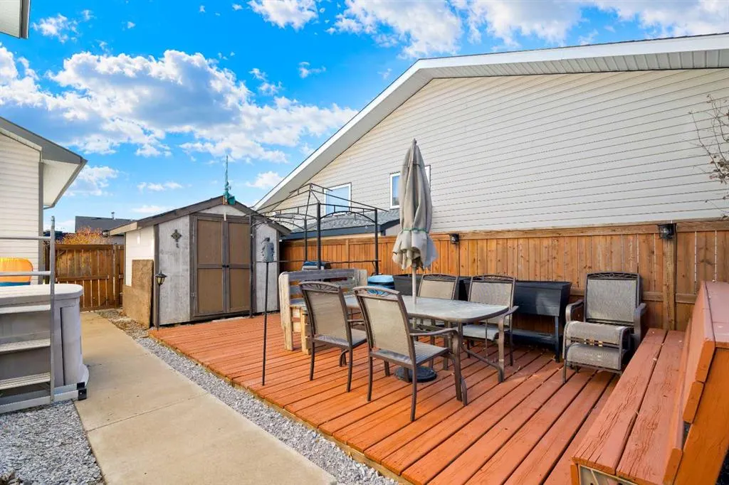 38 Sunrise Road SW