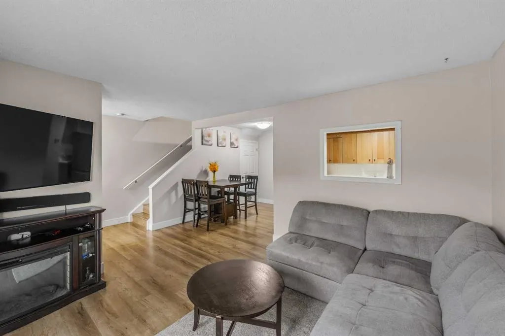 251 90 Avenue SE #9