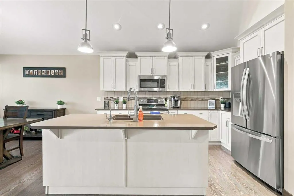 98 Fieldstone Way