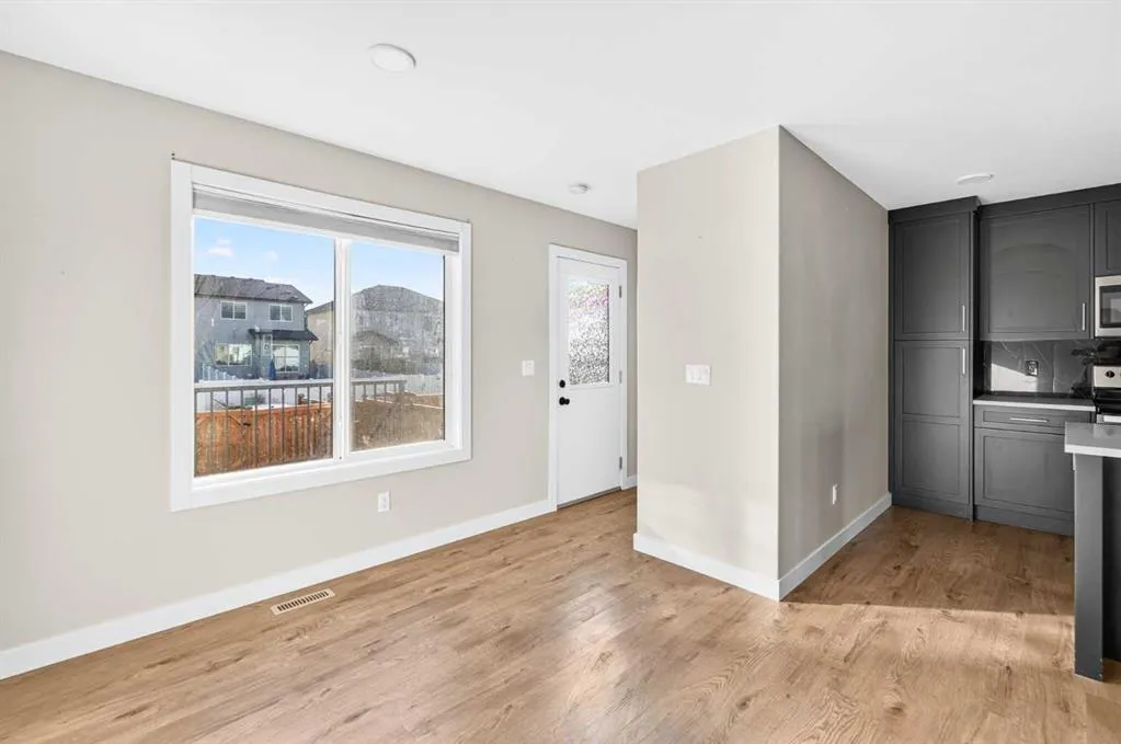 27 Evergreen Way