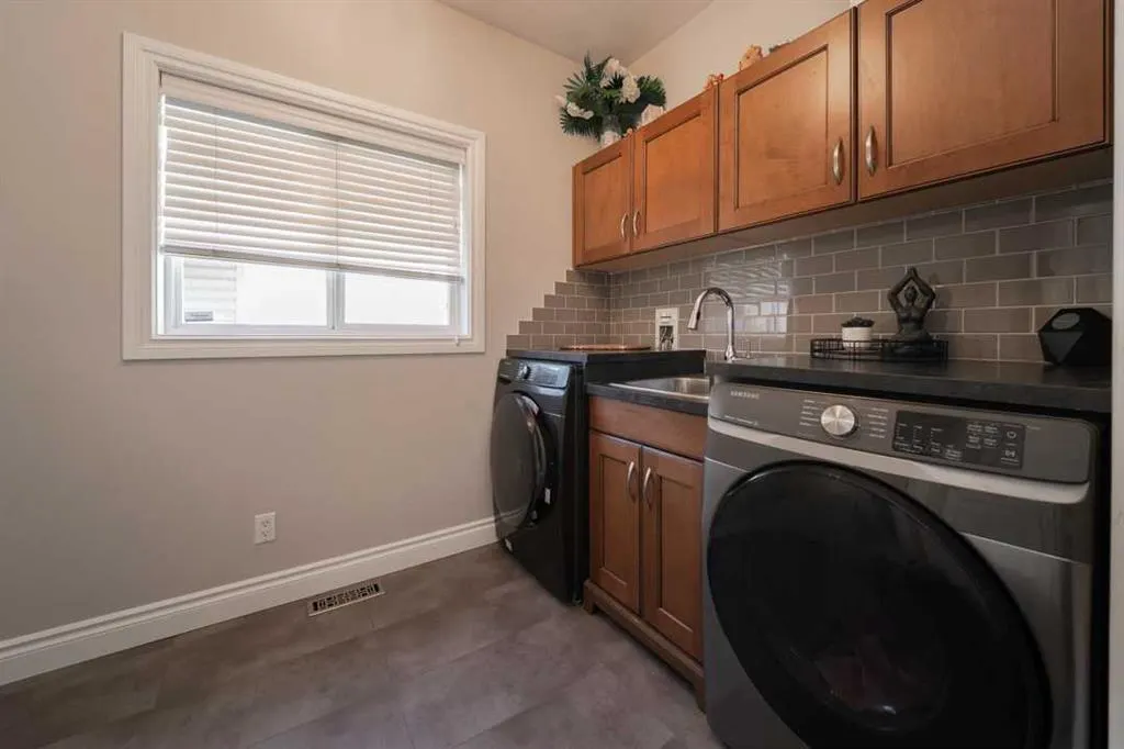 158 Pearl Bay