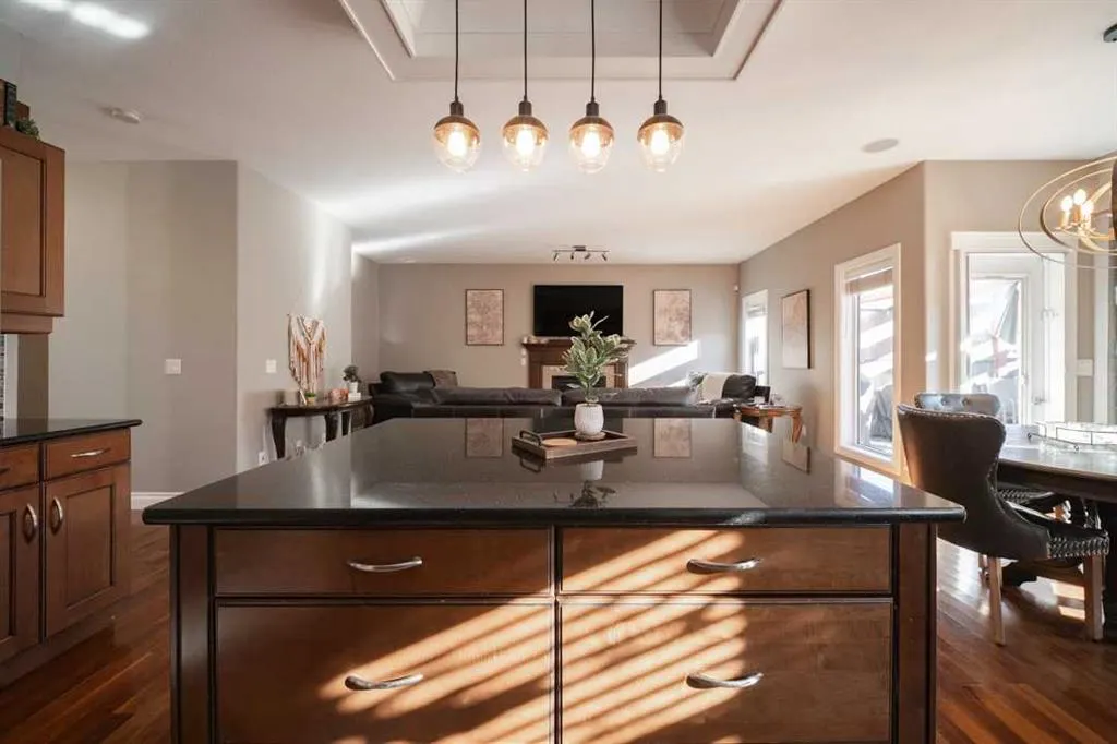 158 Pearl Bay