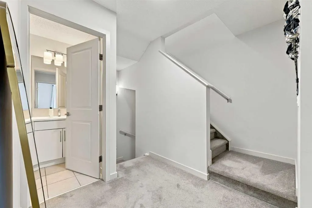 10 Auburn Bay Avenue SE #501
