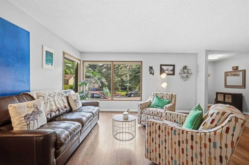 5 Glenwood Crescent