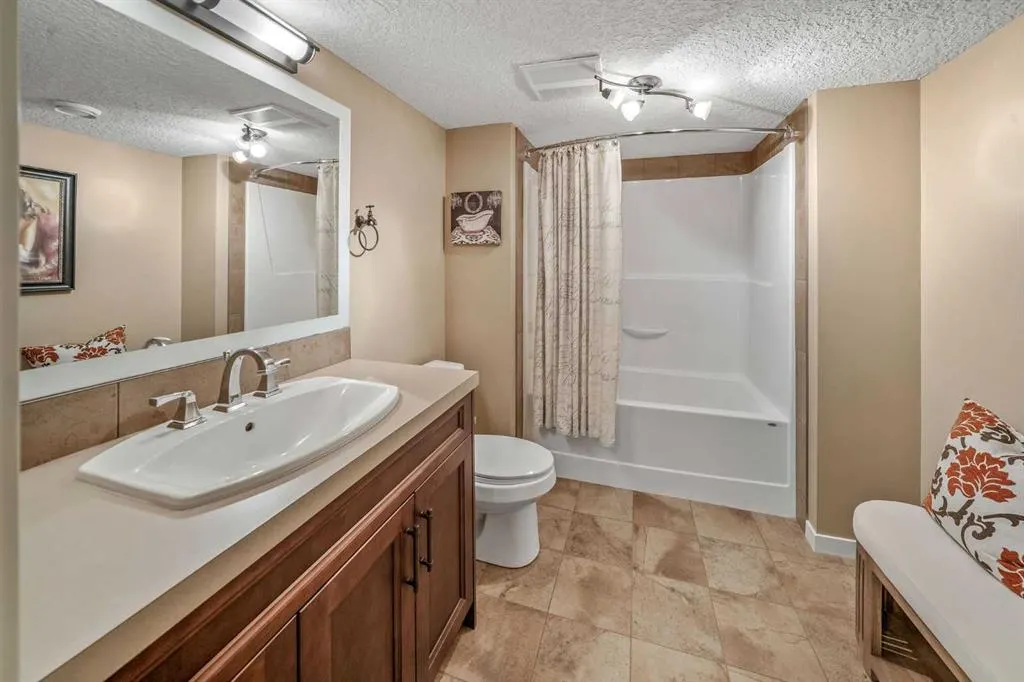 41 Cranbrook Place SE