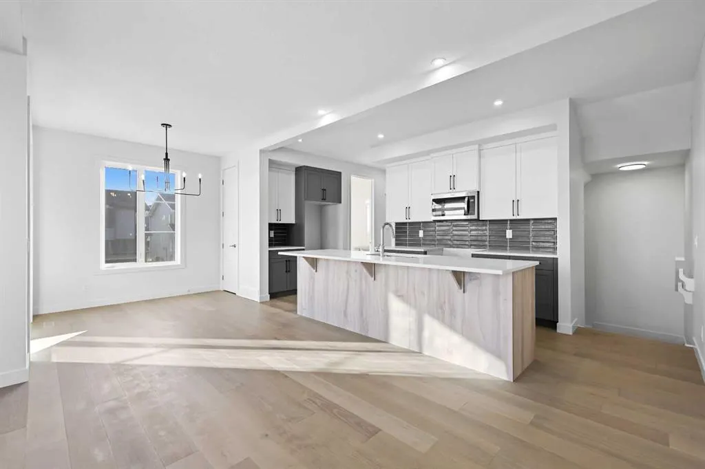 4 Waterford Glen