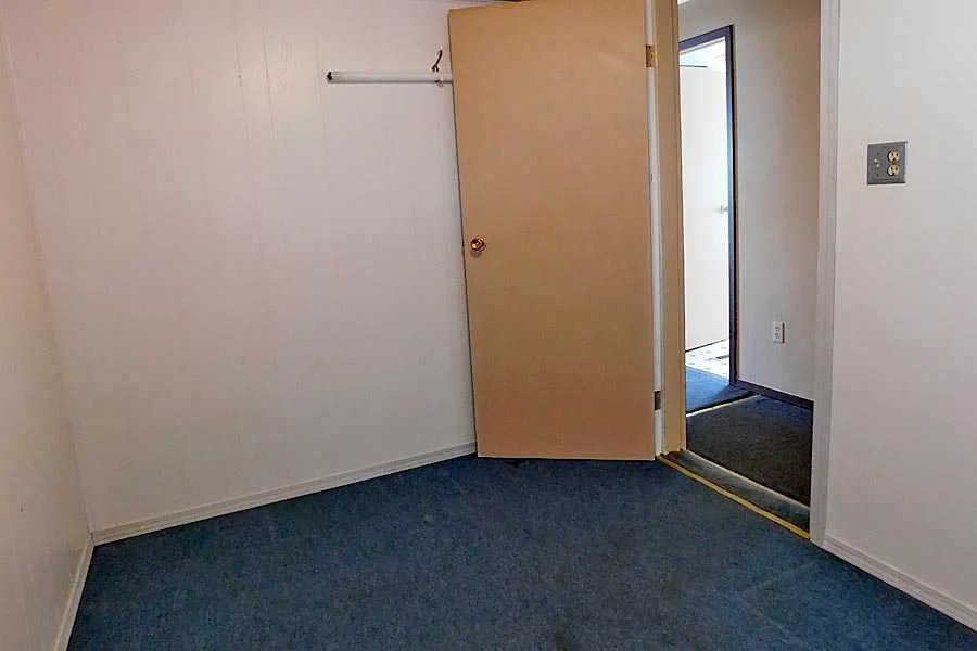 5853 4 Street W ##8