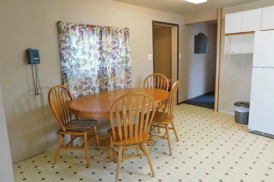 5853 4 Street W ##8