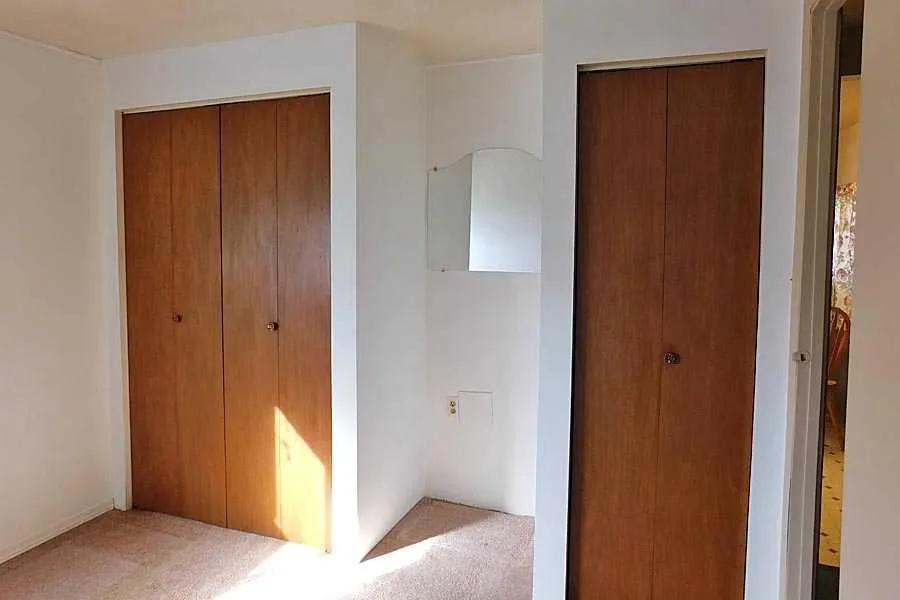 5853 4 Street W ##8