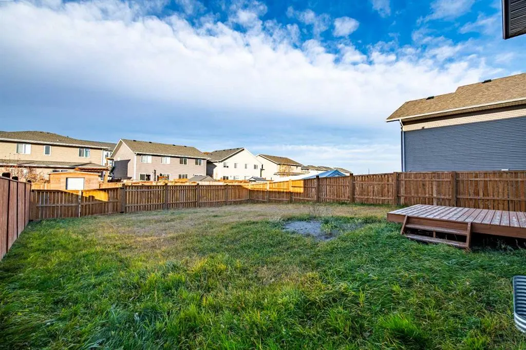 10 Travis Close