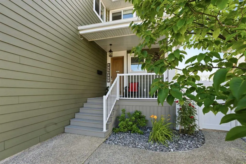 35 Erica Drive