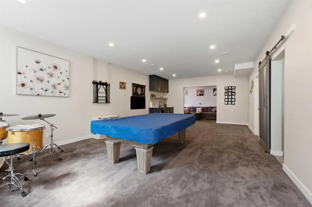 35 Erica Drive