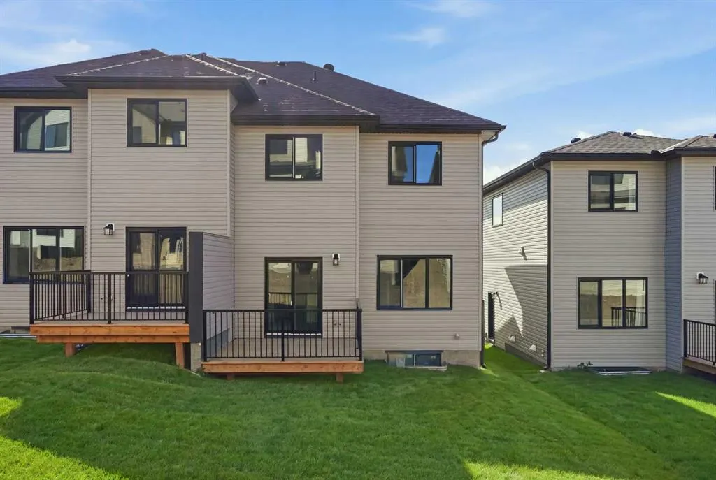 111 Heritage Manor