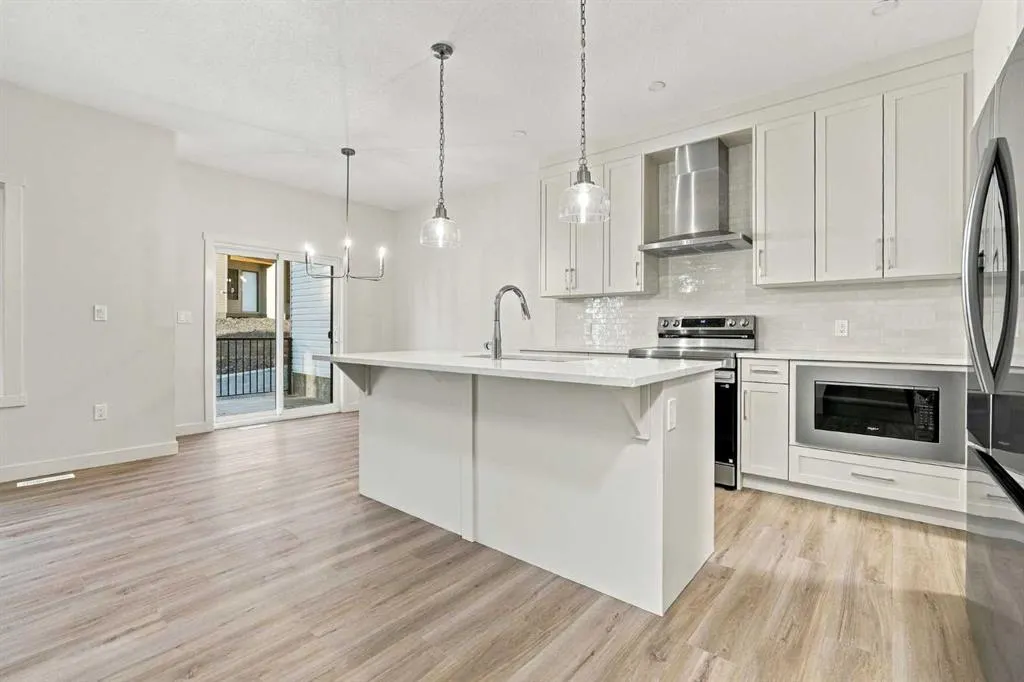 111 Heritage Manor