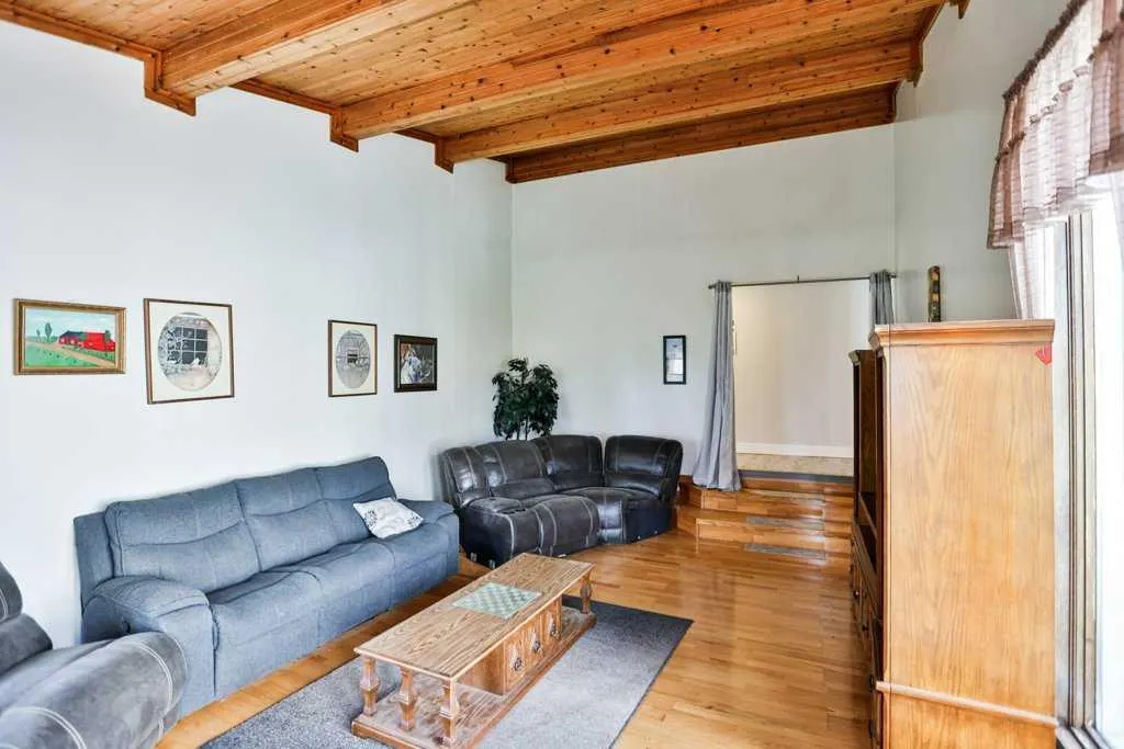 105076 Range Road 22-0