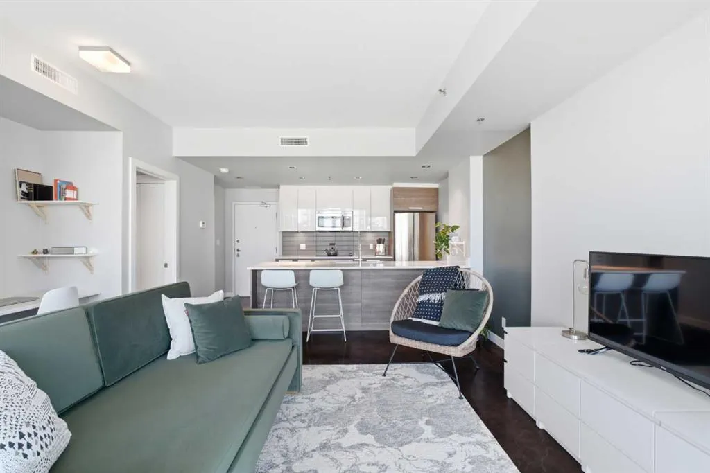 235 9A Street NW #506