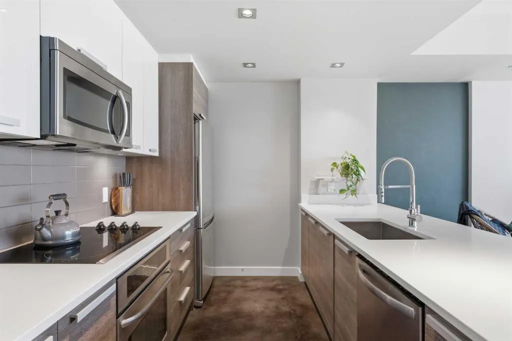 235 9A Street NW #506
